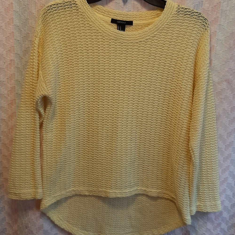 Loose Knit Forever 21 Butter Yellow Boxy Slouchy Spring Easter Sweater